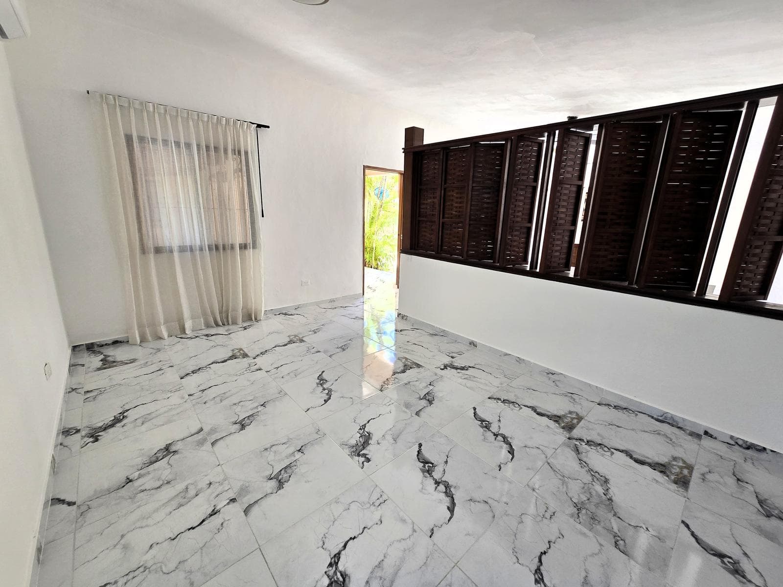 Single-Story House at La Ceiba Golf Club