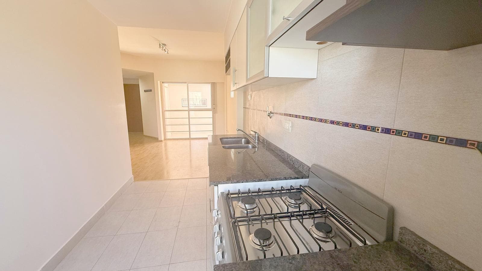 2-Room Apartment for Sale in Almagro with a Balcony and Grill - Qualifies for a Mortgage