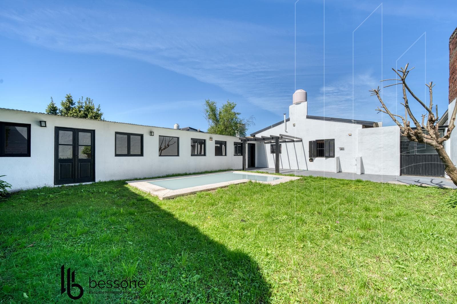 House with a Pool in Los Pinares