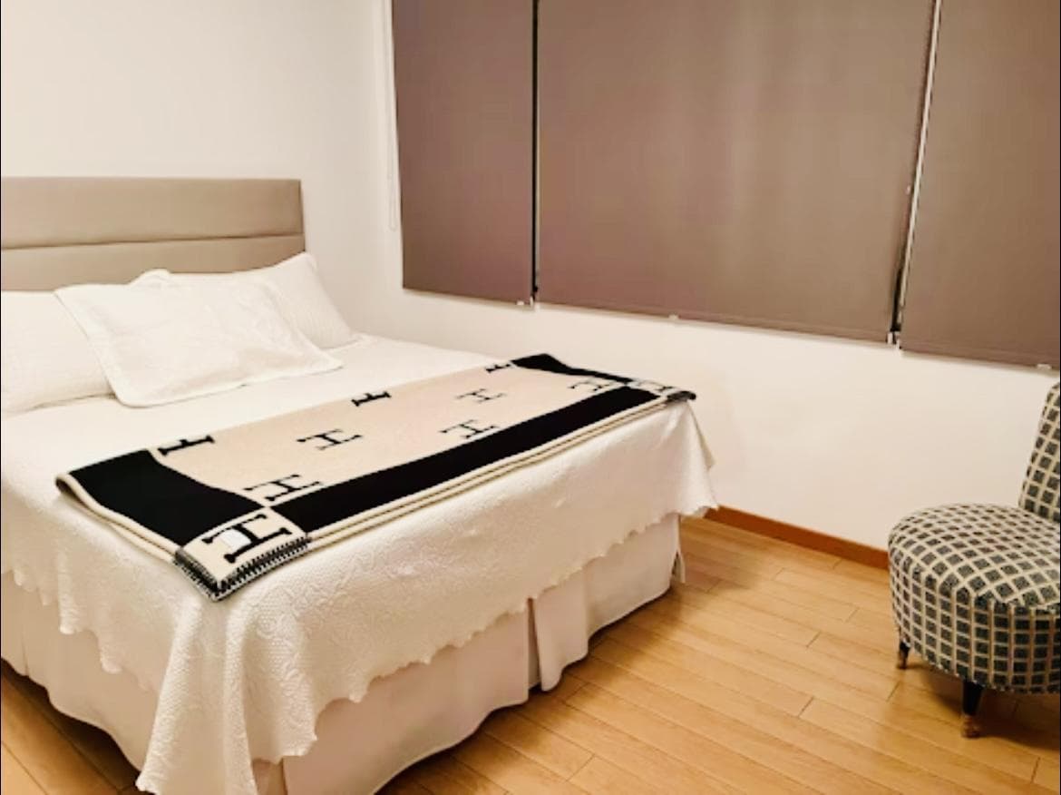 Three-Room Furnished Apartment for Rent at Madero Plaza, Puerto Madero