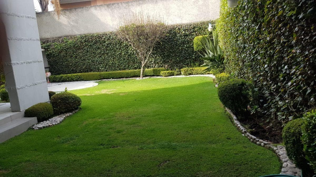 House for Sale in Jardines de la Montaña