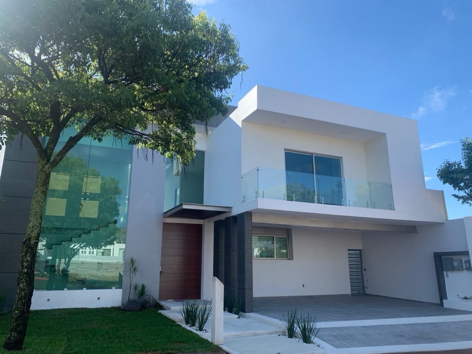 Home - Vista Hermosa
