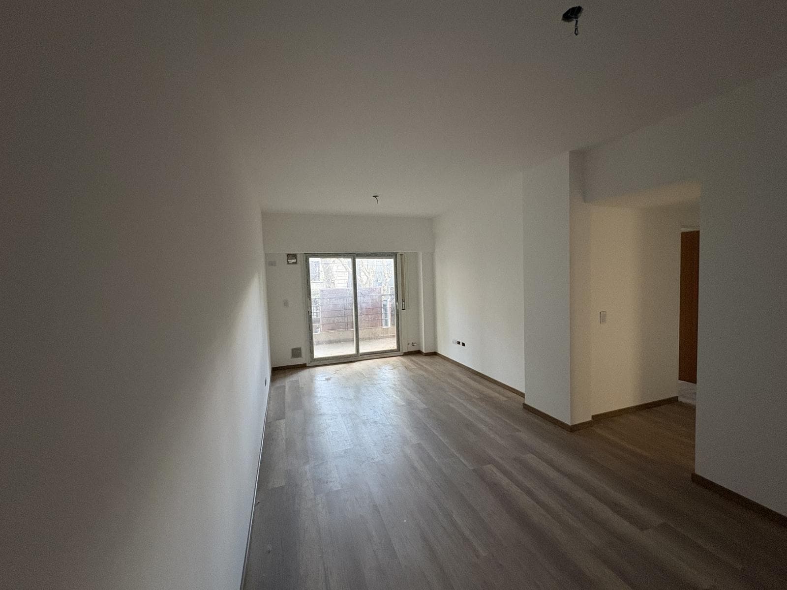 Brand-New 3-Room Apartment for Sale in Almagro with a Balcony and Patio