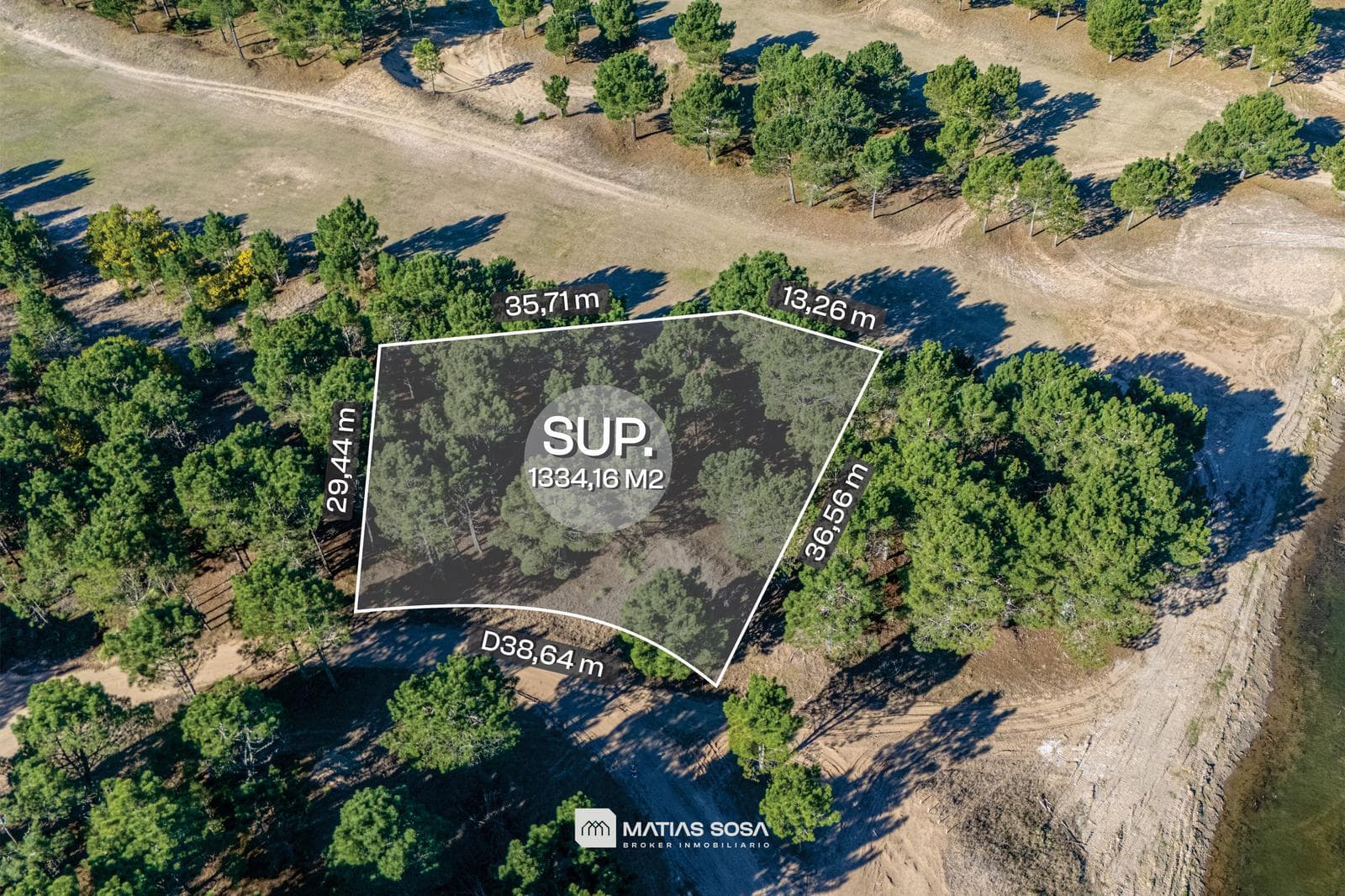 For Sale - Lots for Residential Development - Near the Golf Course - Villarobles