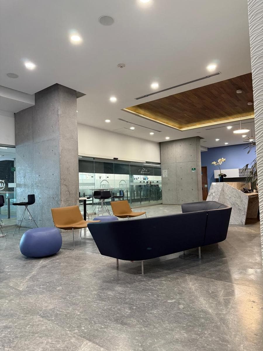 COMMERCIAL SPACE FOR RENT IN DOWNTOWN MONTERREY
