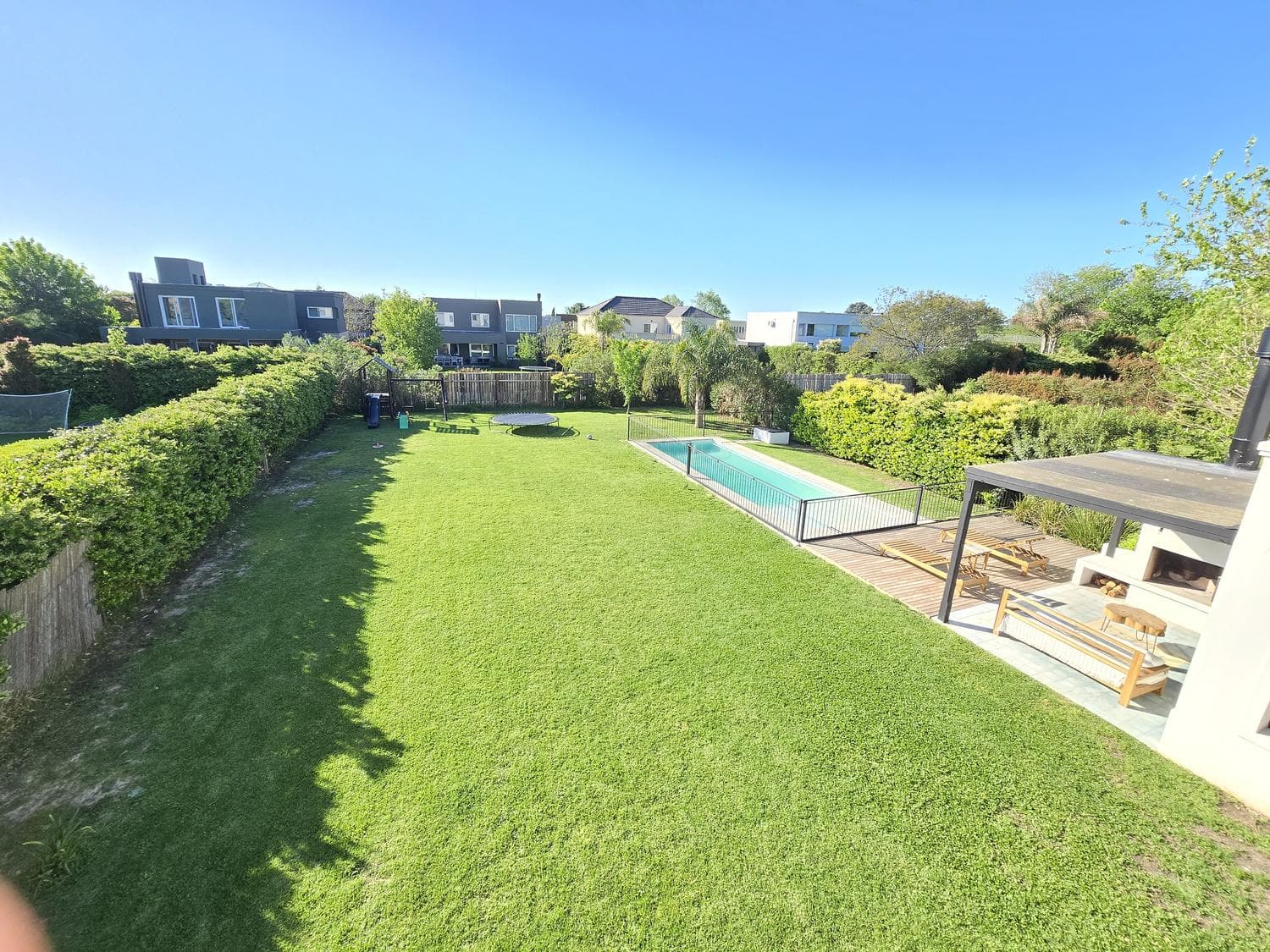 Short-term rental home in Las Liebres: 3 bedrooms and a pool