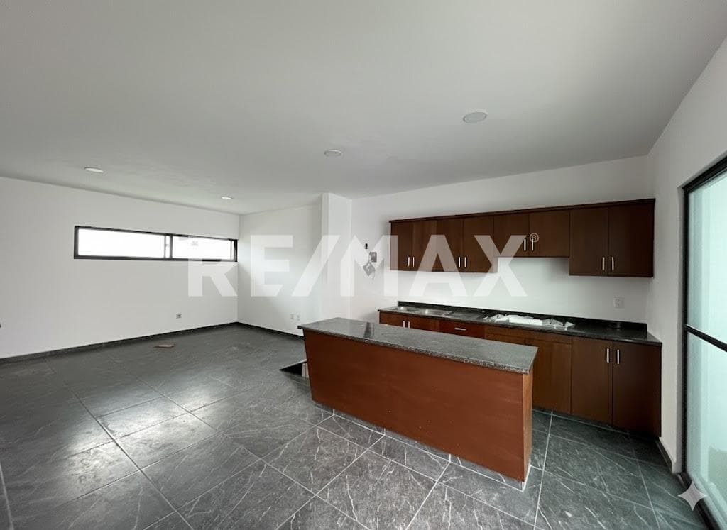 New House for Sale in a Subdivision at the Entrance to Downtown Oaxtepec