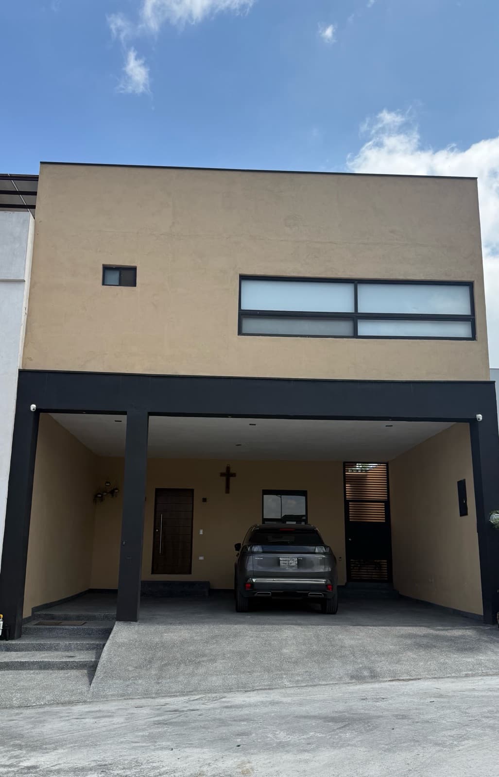 Home - Cumbres Estate
