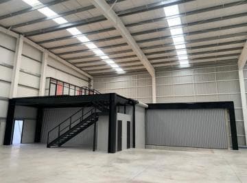 Commercial Warehouse for Rent on Recursos Hidráulicos Avenue