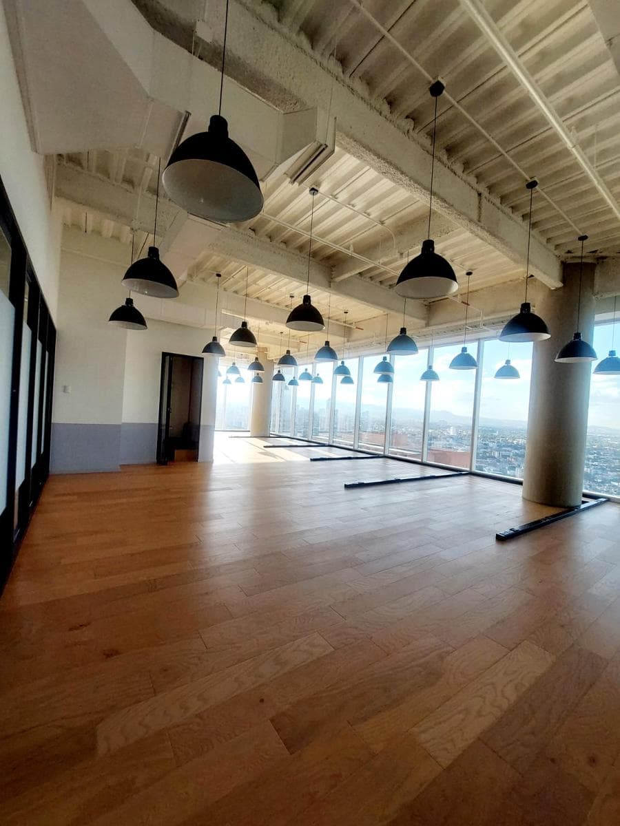 Office for Rent on Paseo de la Reforma