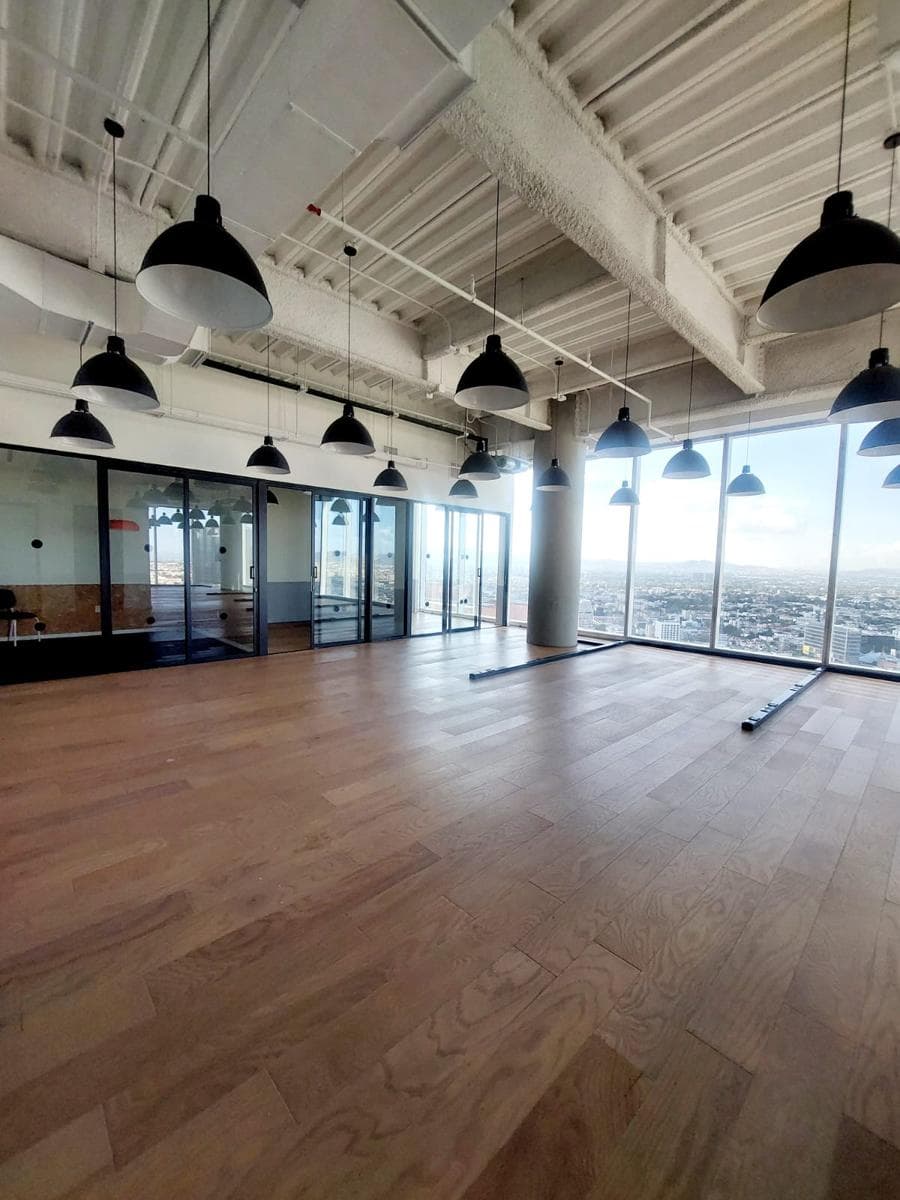Office for Rent on Paseo de la Reforma