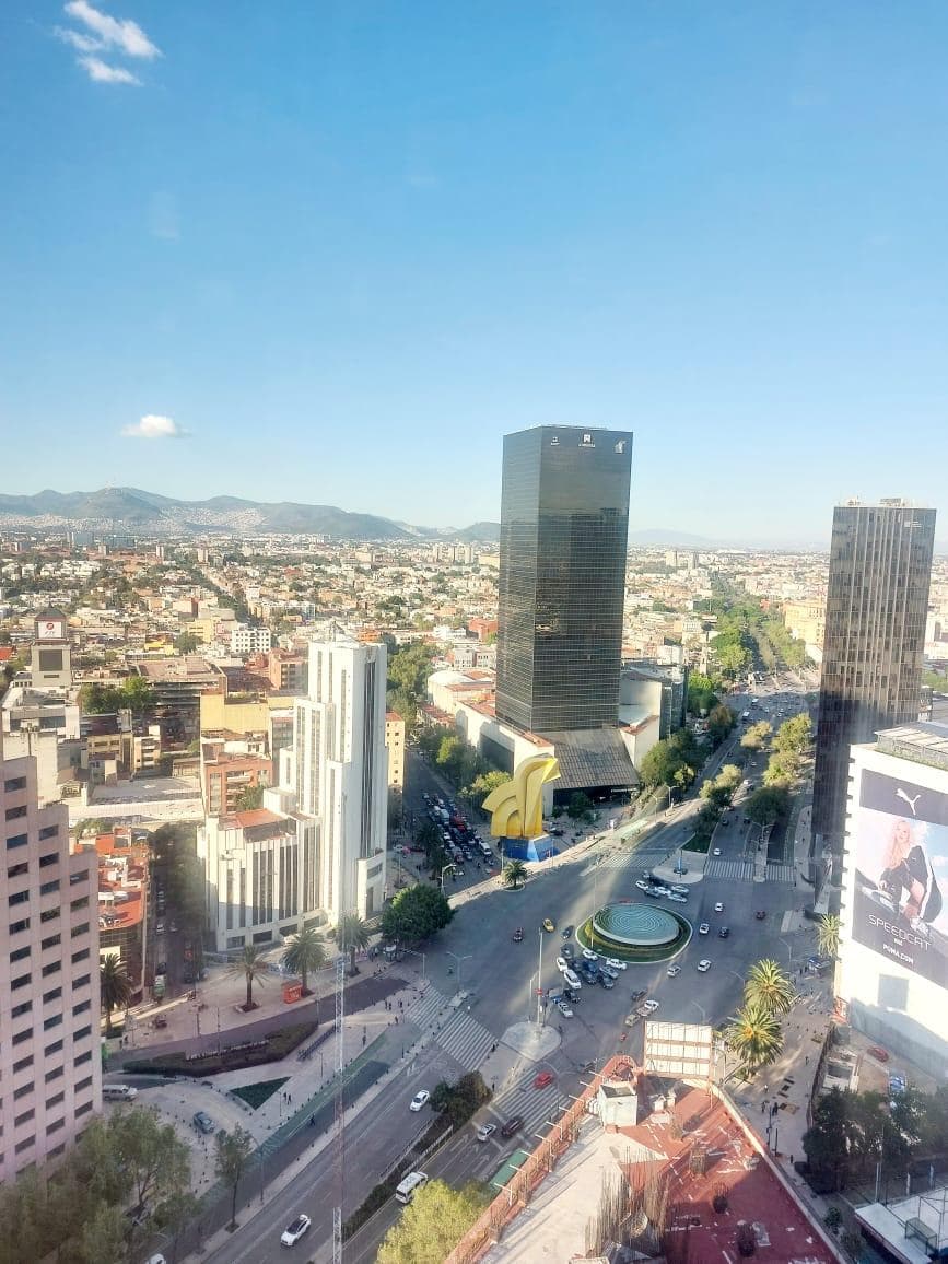 Office for Rent on Paseo de la Reforma