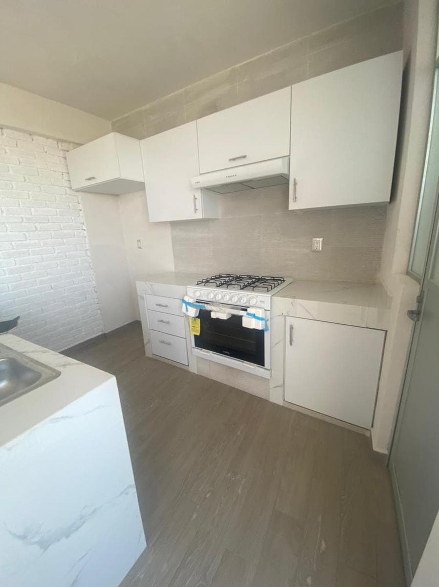 Apartment for Sale in the Altozano Area