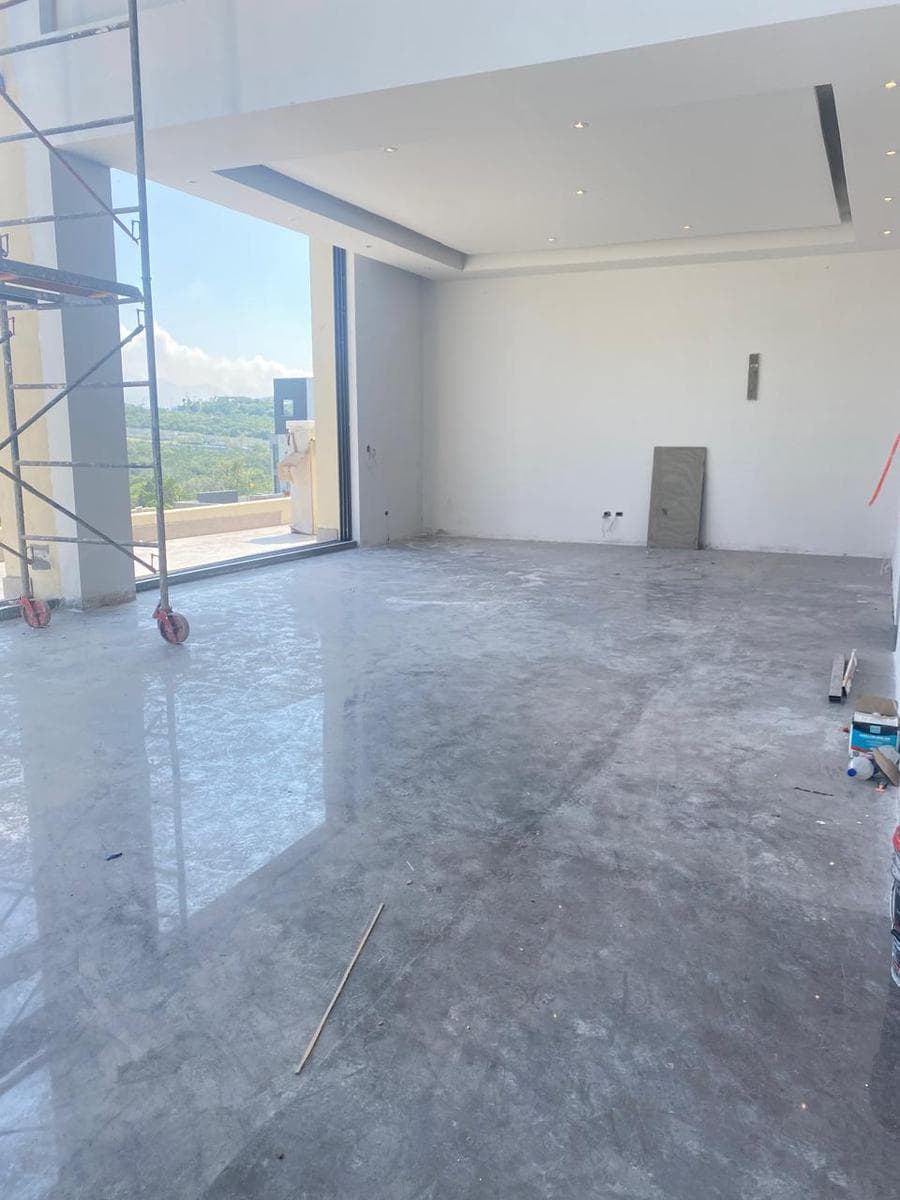 HOUSE FOR SALE IN SIERRA ALTA 10 SECTOR