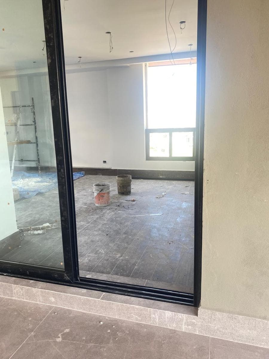 HOUSE FOR SALE IN SIERRA ALTA 10 SECTOR