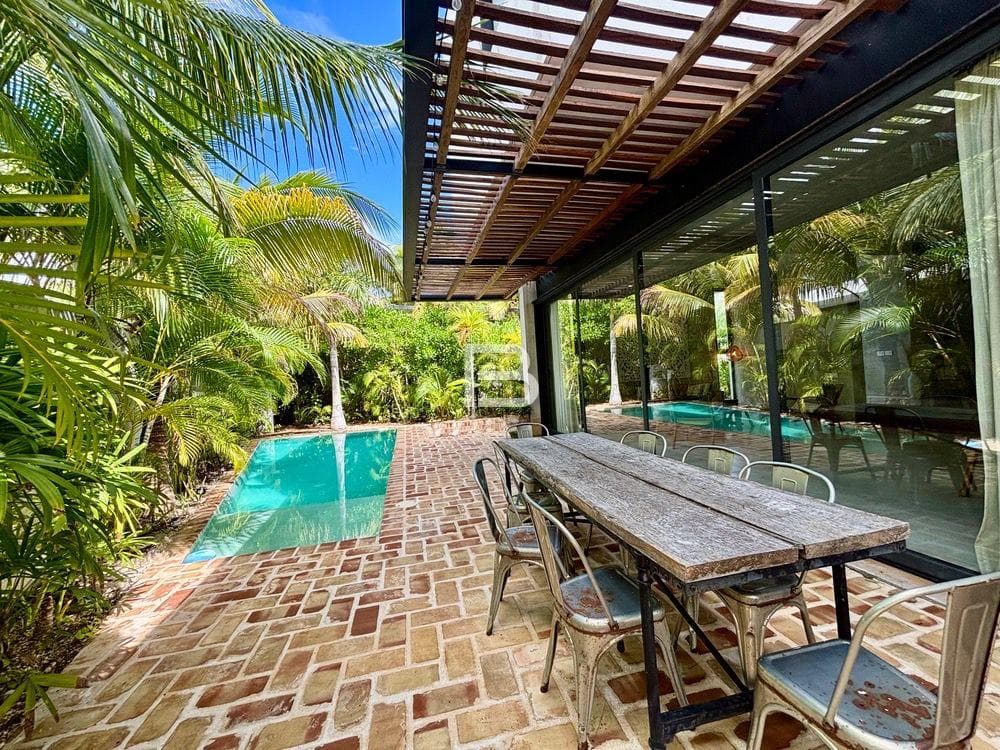 Mansion for Rent in Isla Dorada, Cancún.