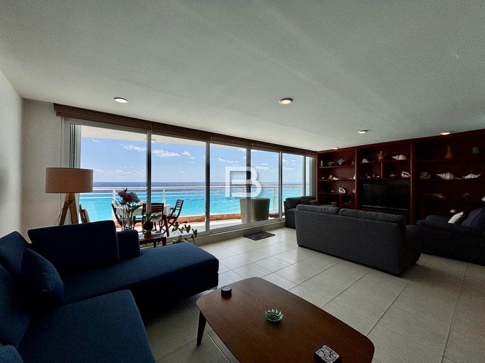Apartment for Sale in Maralago