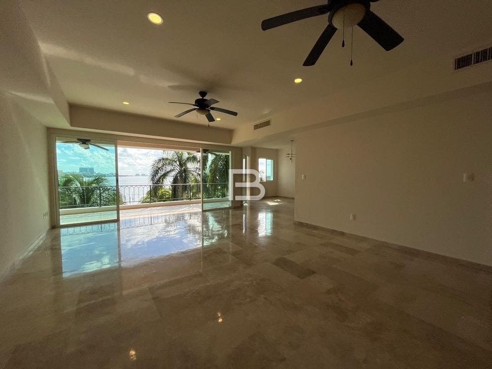 Isla Dorada Residential Complex: Apartment for Rent