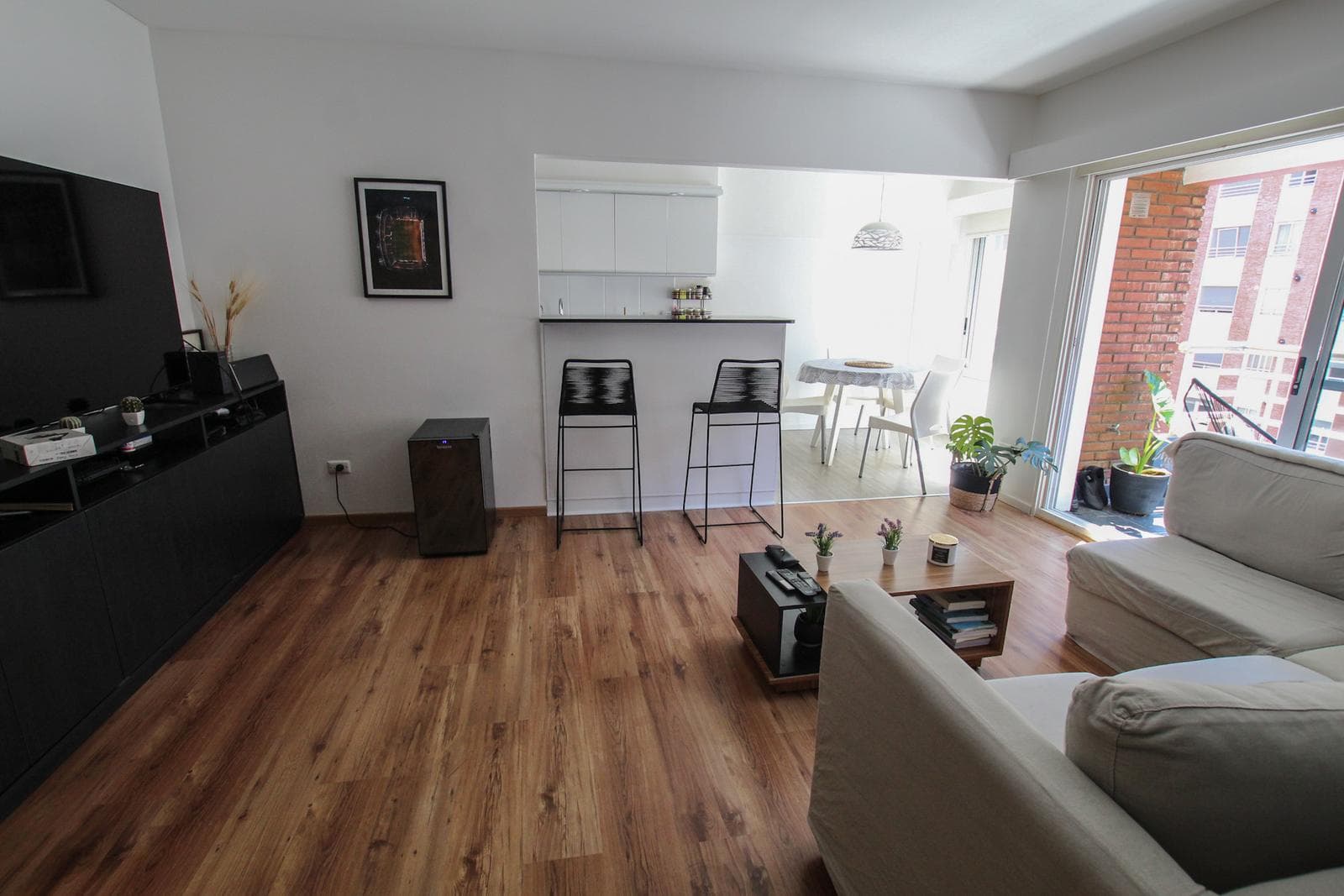 For Sale in Puerto Madero: 2-room apartment with garage, immaculate, bright