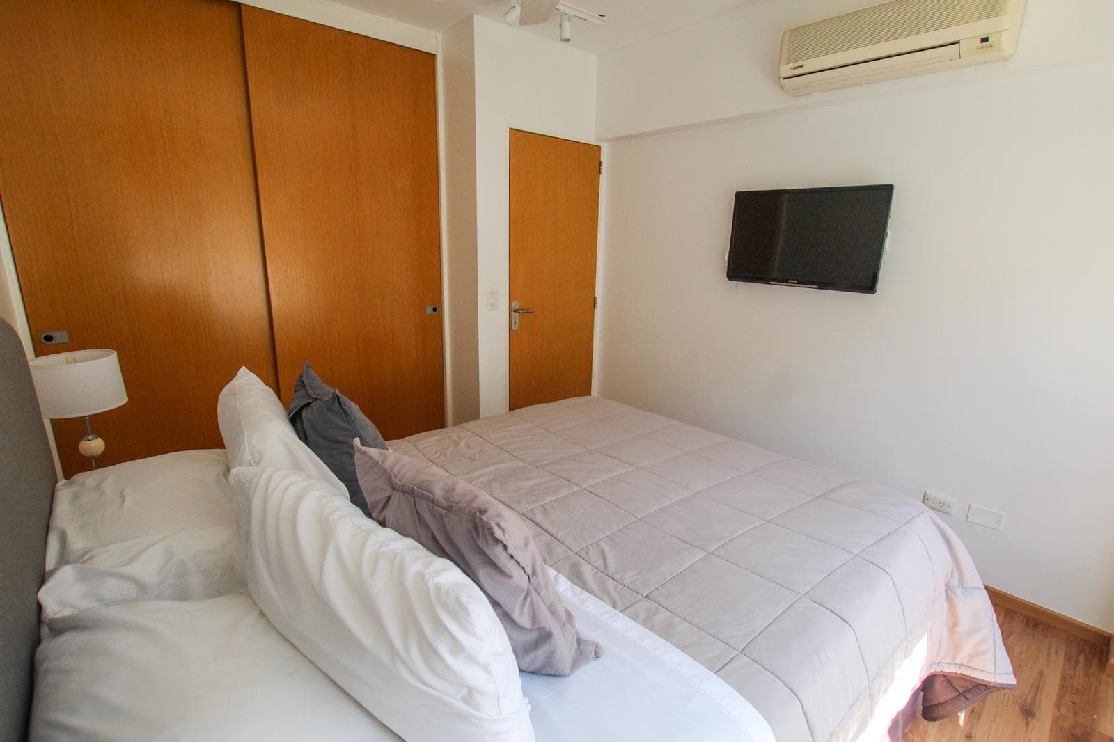 For Sale in Puerto Madero: 2-room apartment with garage, immaculate, bright