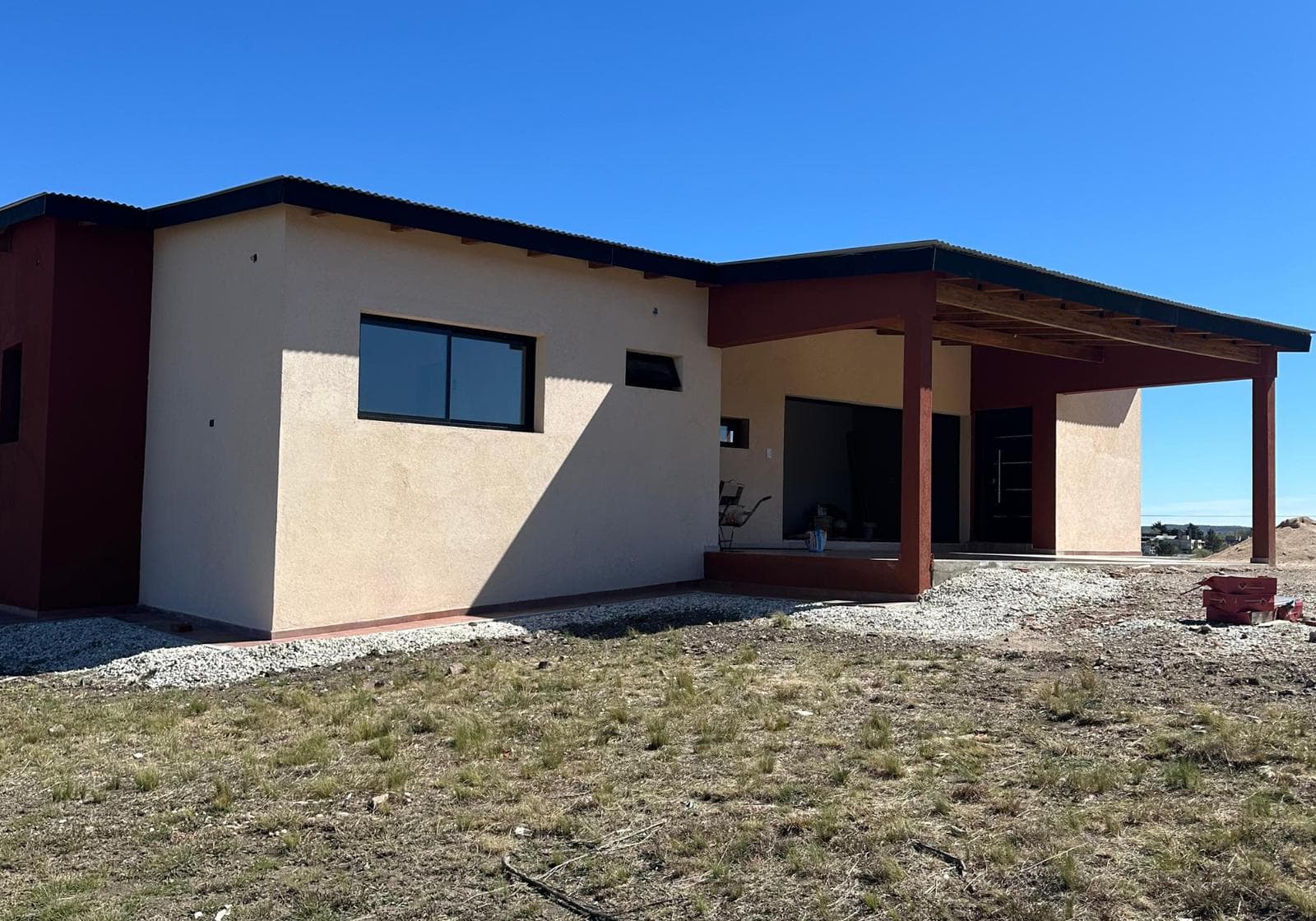 BRAND-NEW HOUSE IN VILLA GIARDINO