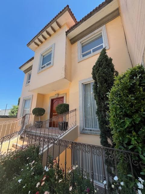 House for Sale in Santa Fe with Dual Security Systems and Green Views