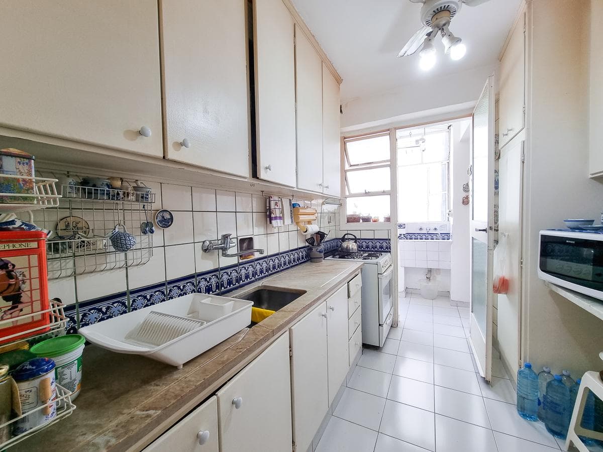 4-room apartment for sale in Almagro.