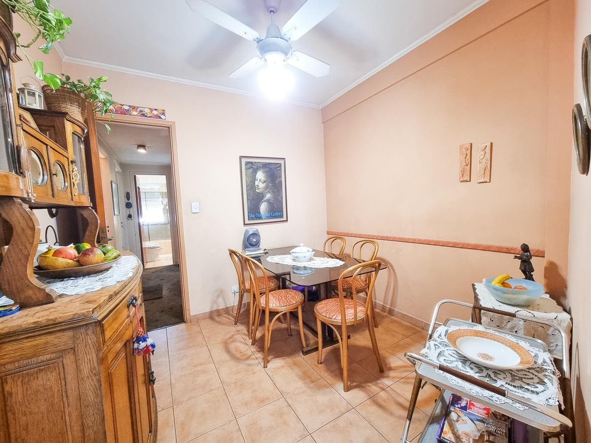 4-room apartment for sale in Almagro.
