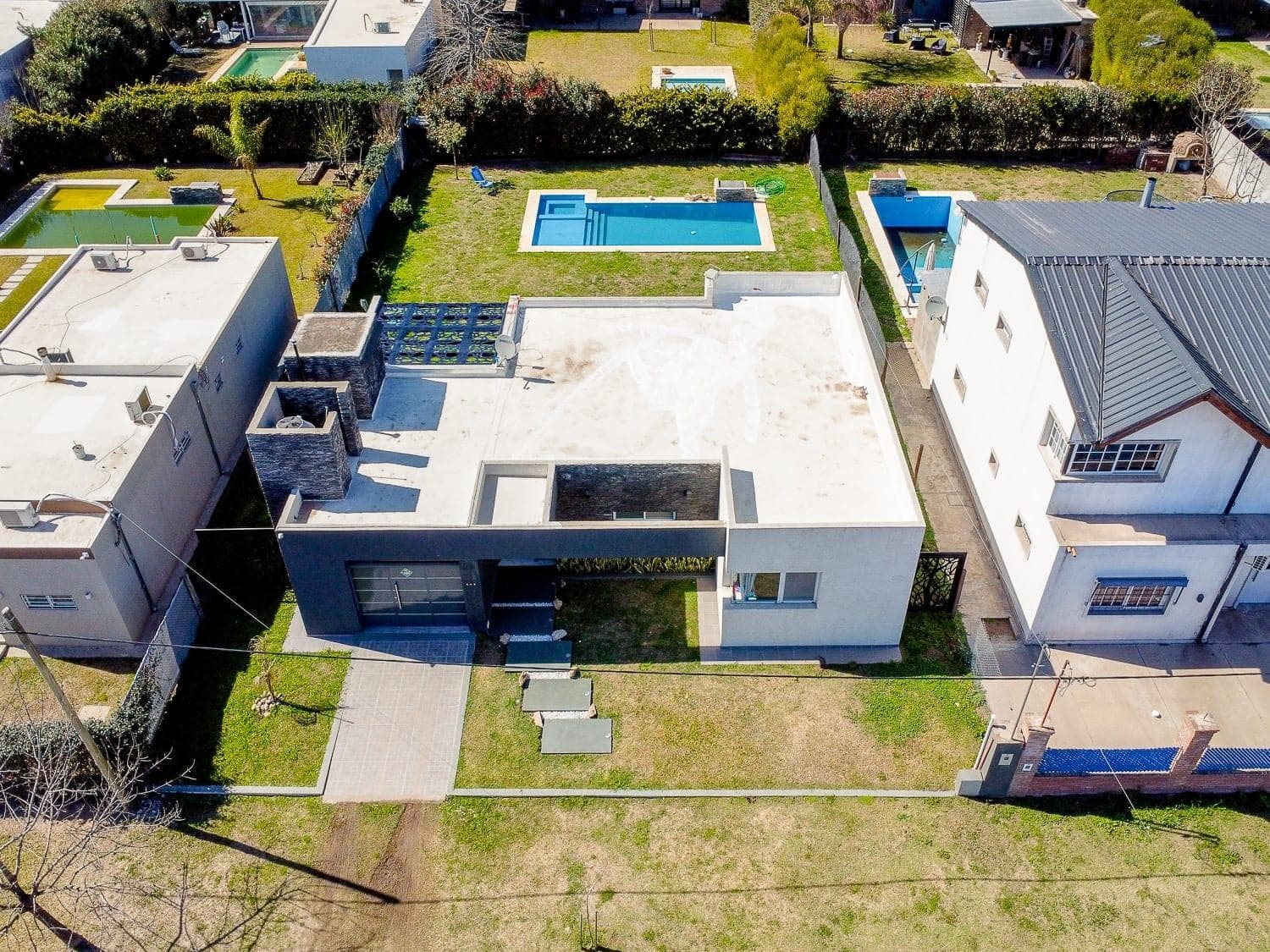 3-Room House in the Acequias Roldán Neighborhood