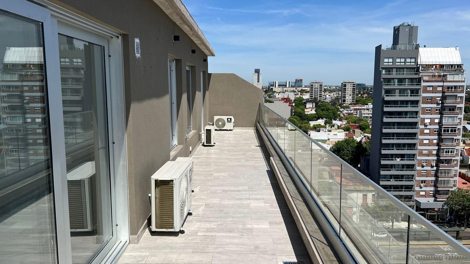 4-room high-floor apartment for sale in Terrazas de Nuñez