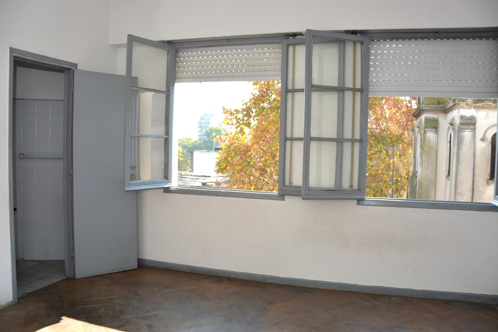 VENTA DEPARTAMENTO 2 AMBIENTES BARRACAS VENTILACION E ILUMINACION EXCELENTE