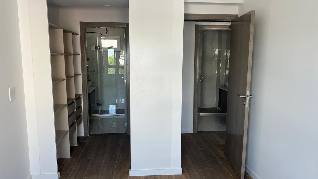 3-Room Apartment for Sale in Altos de Nuñez