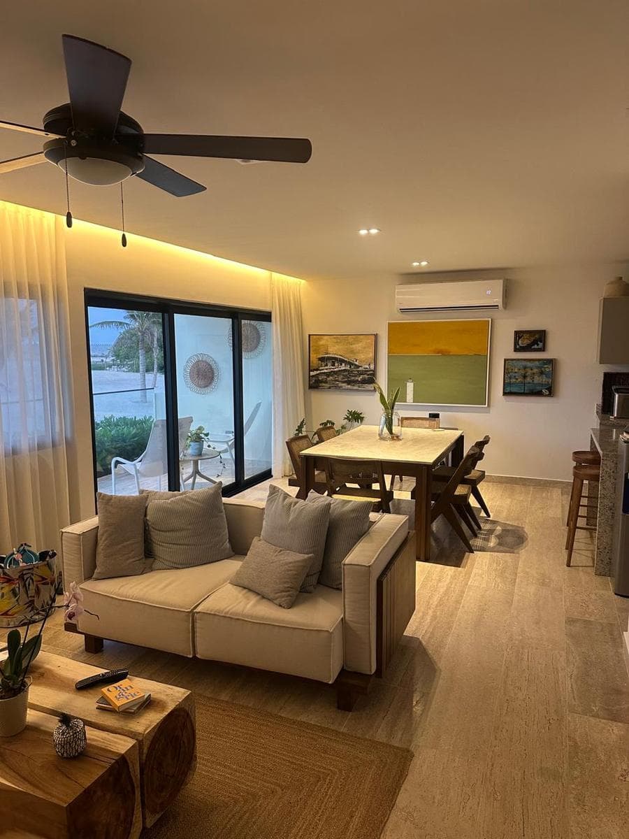 Beachfront apartment for sale (furnished)* in Yucalpetén