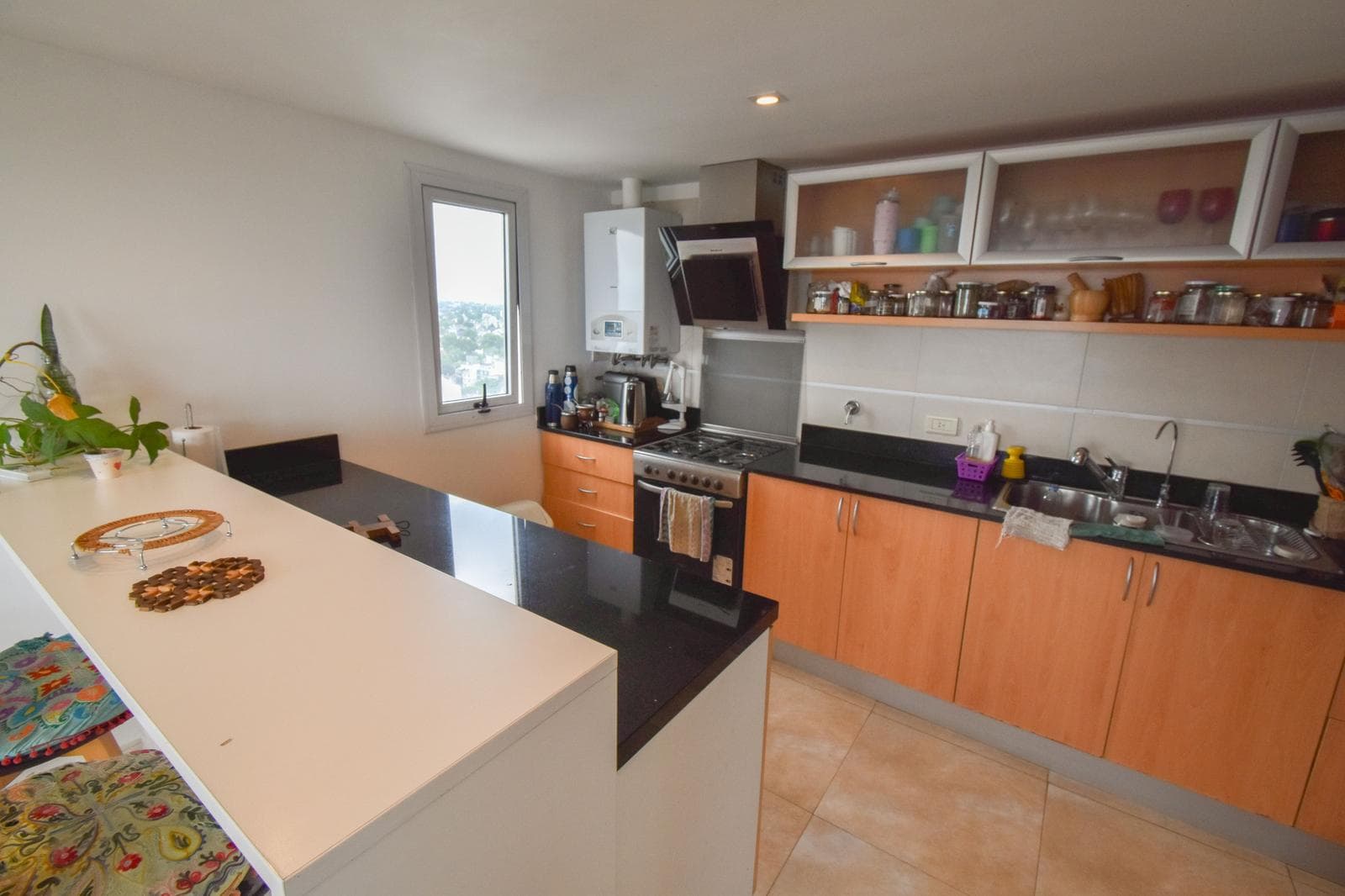 5-room apartment for sale with 2 parking spaces in Banfield