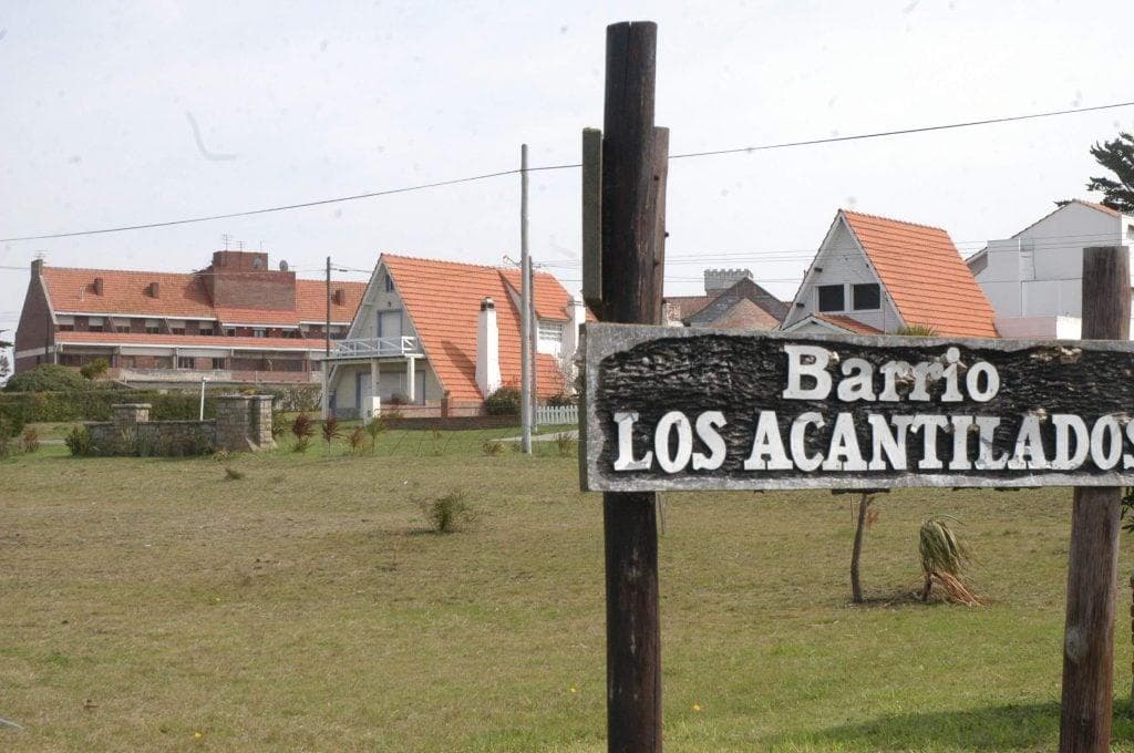 Lot in Los Acantilados