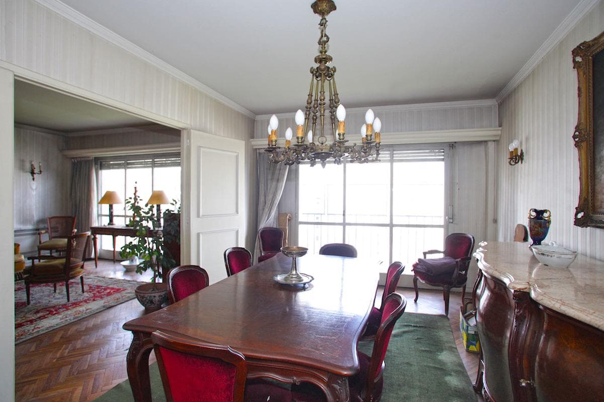 Recoleta, 11th Floor - 4-room apartment Storage unit - Av. Sta. Fé and Uriburu