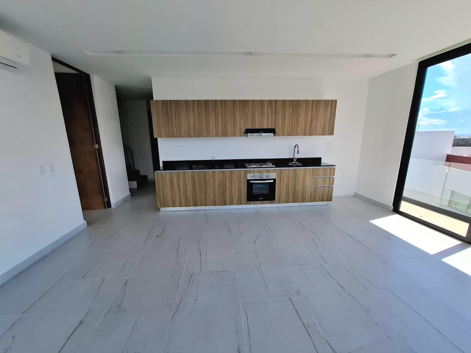 Three-bedroom townhouse for sale in Playa del Carmen