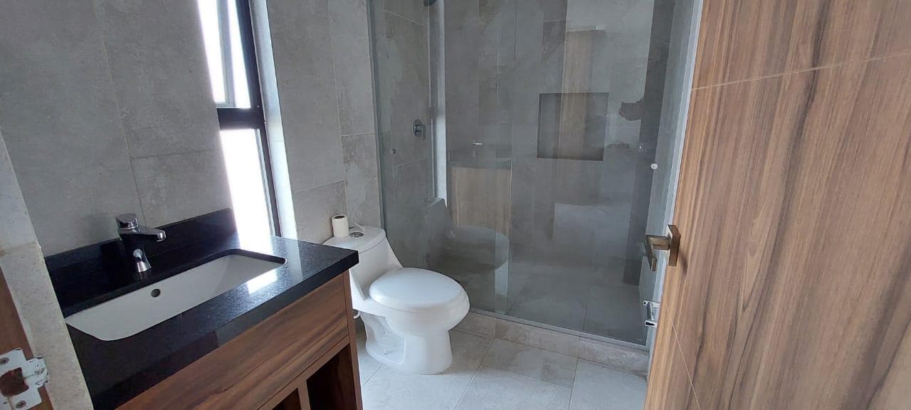 Two-bedroom apartment for sale in downtown Playa del Carmen.