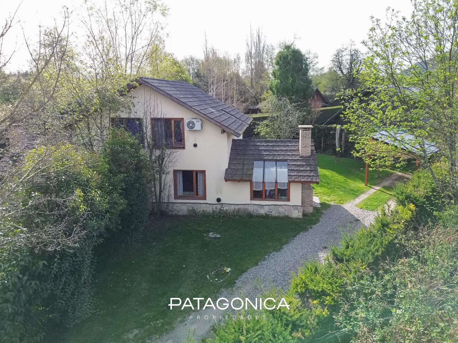 HOUSE FOR SALE: 79 m². 3 ROOMS. EL ONCE NEIGHBORHOOD, VILLA LA ANGOSTURA