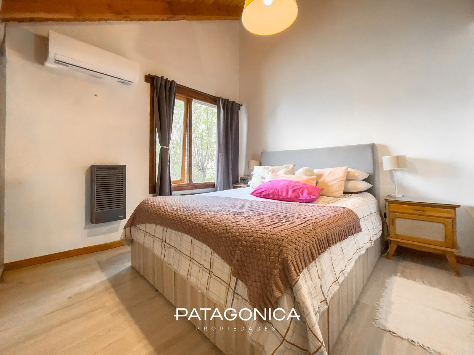 HOUSE FOR SALE: 79 m². 3 ROOMS. EL ONCE NEIGHBORHOOD, VILLA LA ANGOSTURA