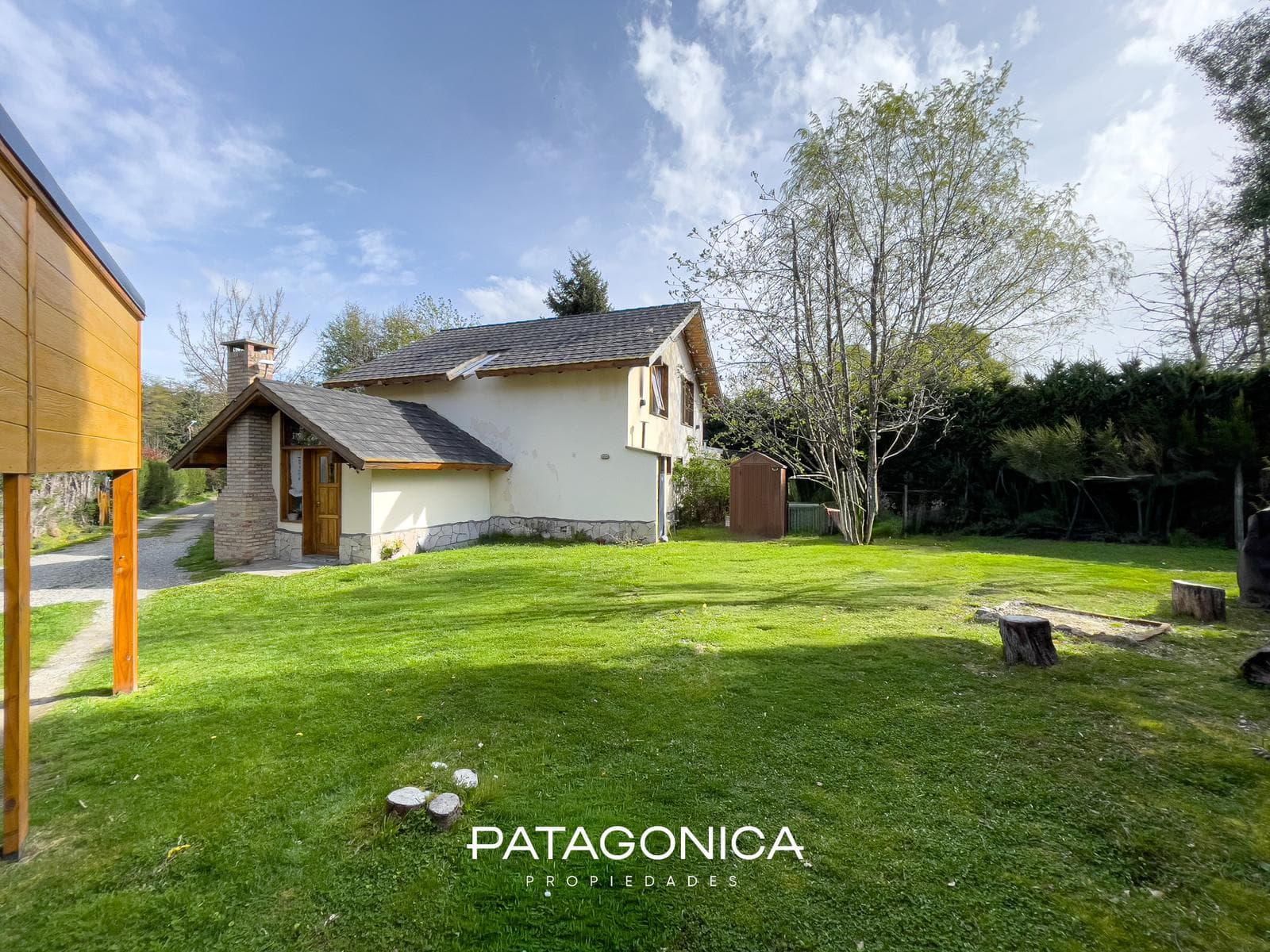 HOUSE FOR SALE: 79 m². 3 ROOMS. EL ONCE NEIGHBORHOOD, VILLA LA ANGOSTURA