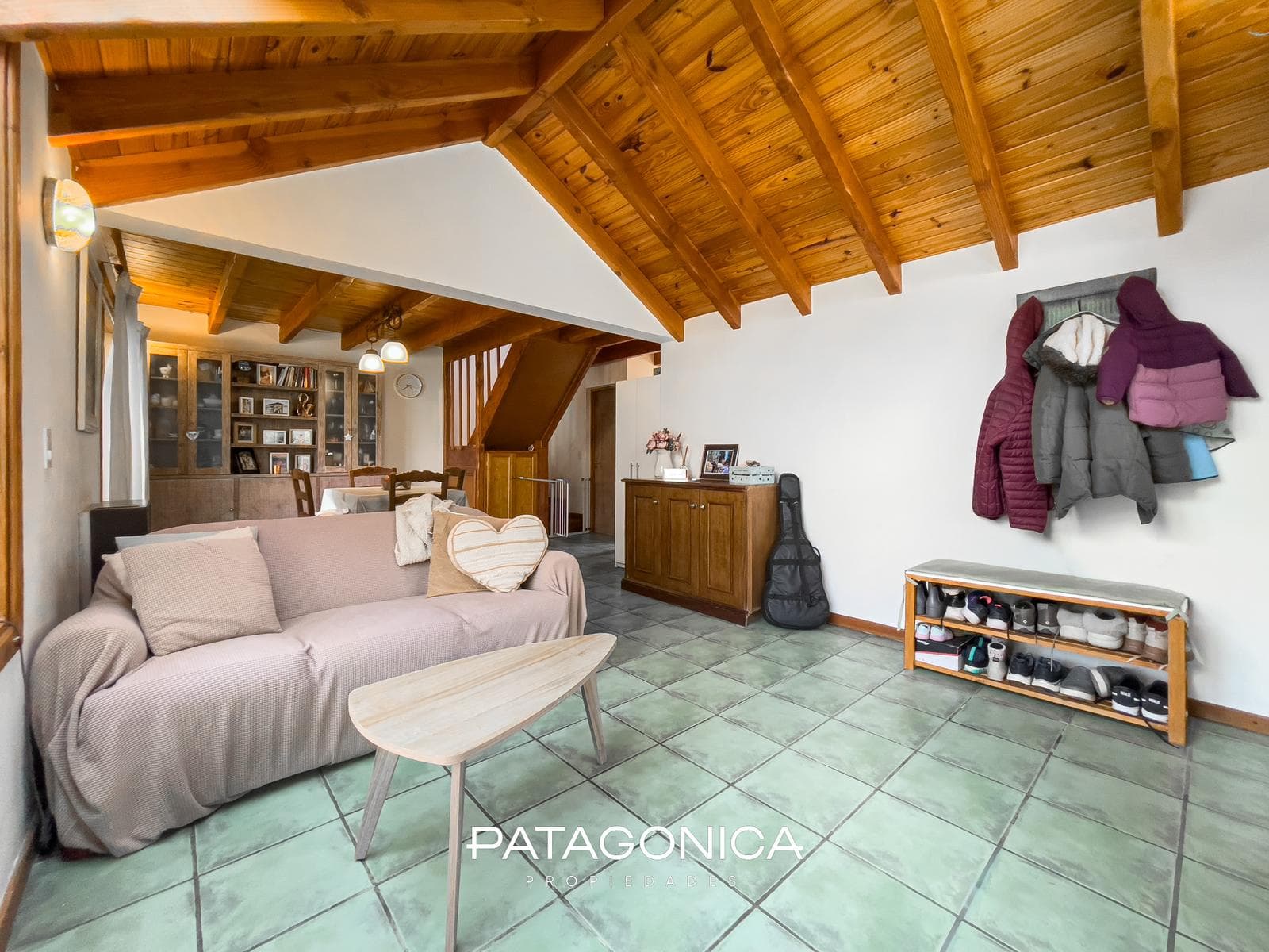 HOUSE FOR SALE: 79 m². 3 ROOMS. EL ONCE NEIGHBORHOOD, VILLA LA ANGOSTURA