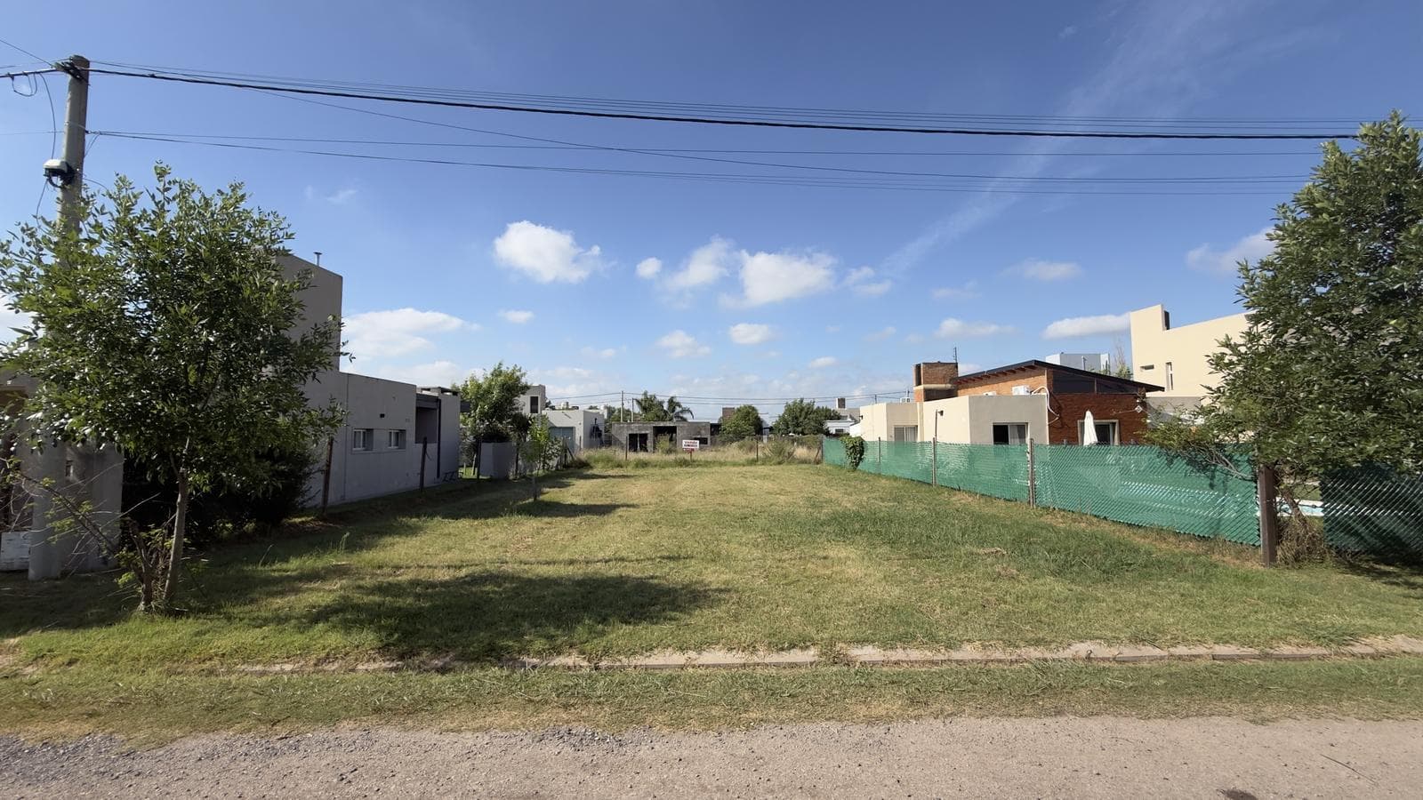 For Sale - 426 m² Lot - Utilities - El Molino Neighborhood, Roldán