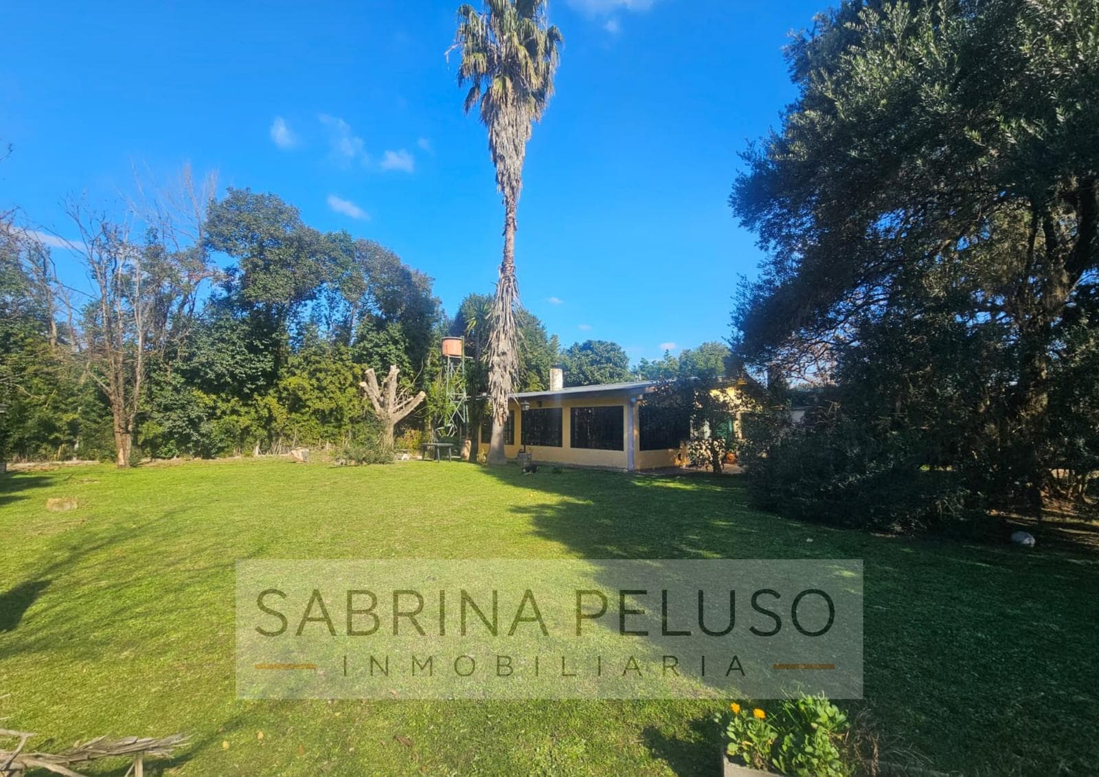 House for SALE located in Moreno