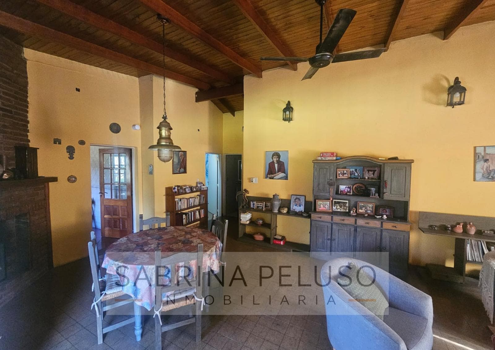 House for SALE located in Moreno