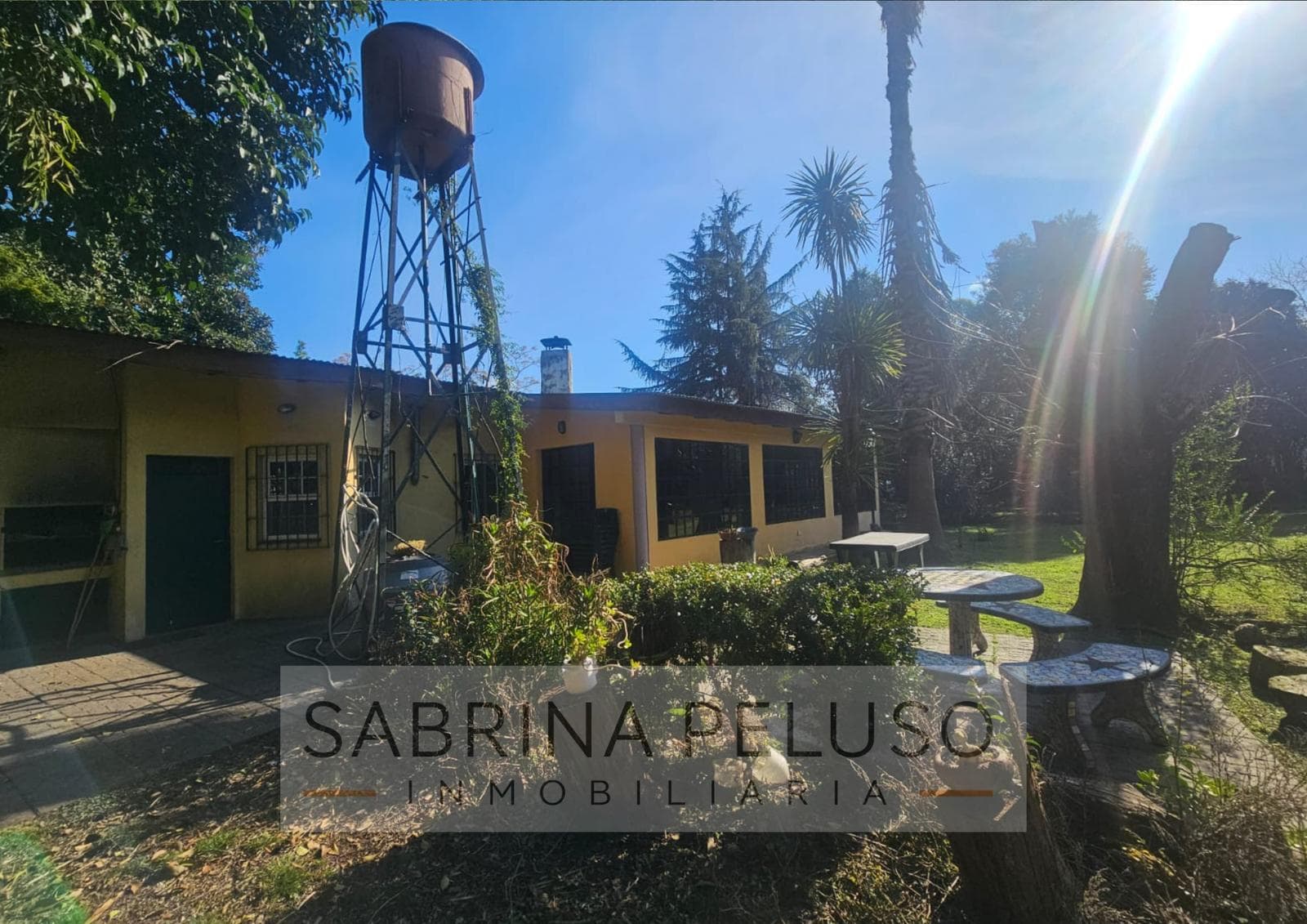 House for SALE located in Moreno