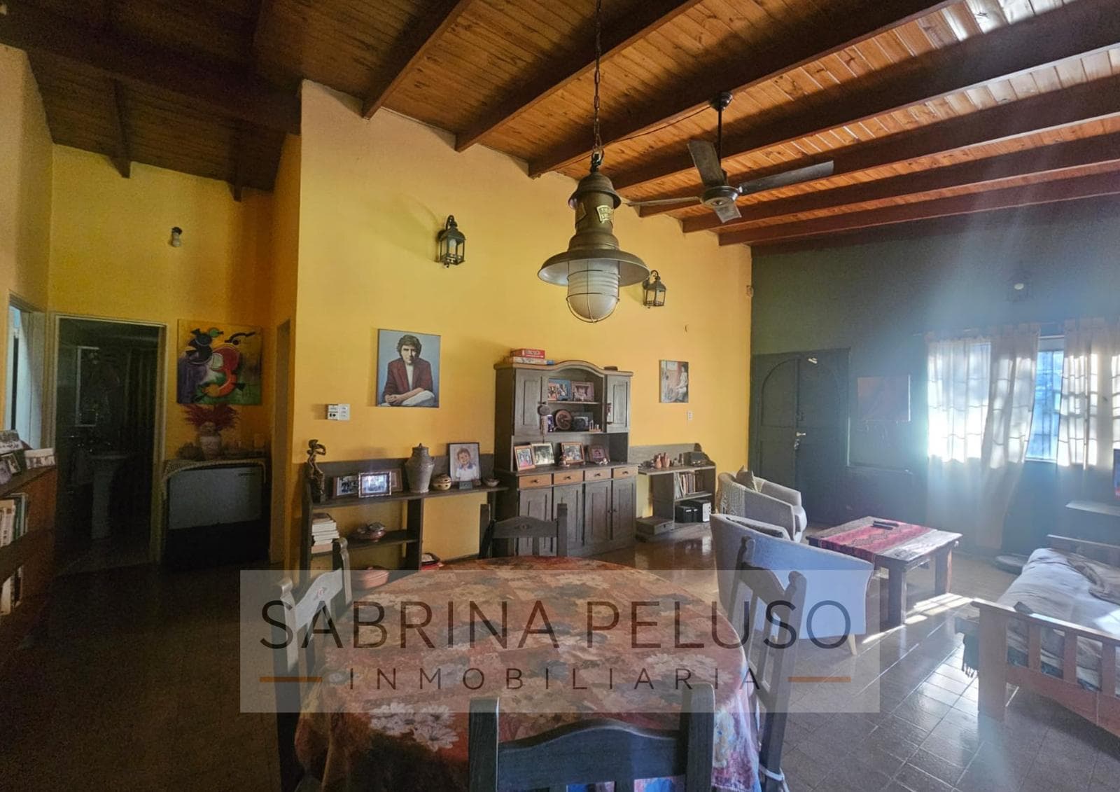 House for SALE located in Moreno