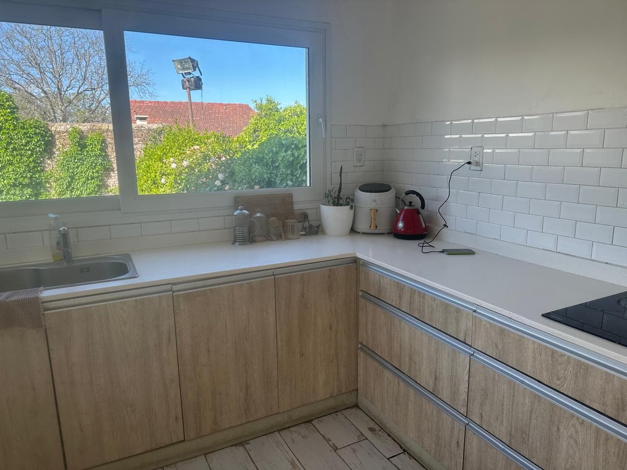 4-room house in Tandil. Downtown area