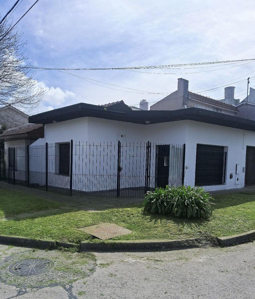 Chalet Apartment in need of renovation Investment opportunity
