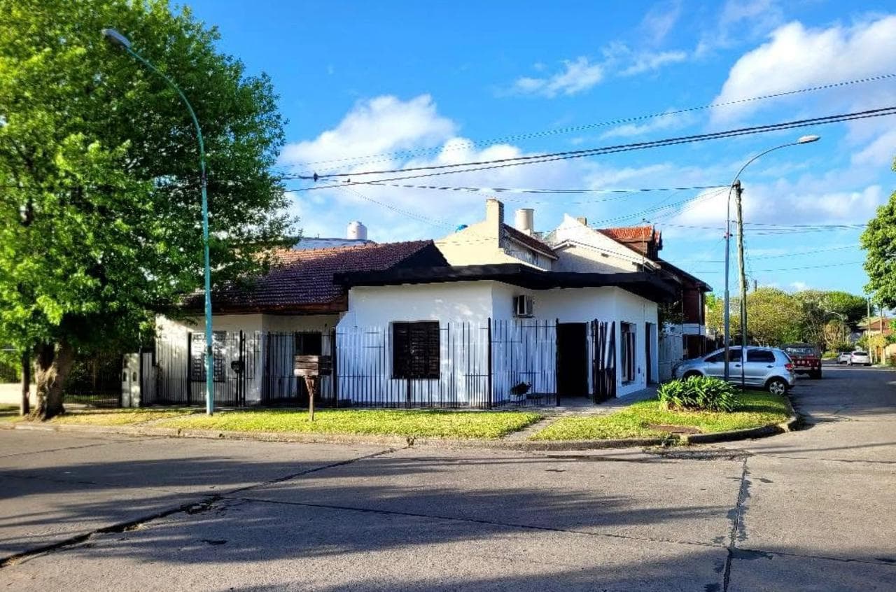 Chalet Apartment in need of renovation Investment opportunity